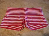 Shorts vermelho listrado, tam. M, Hollister.