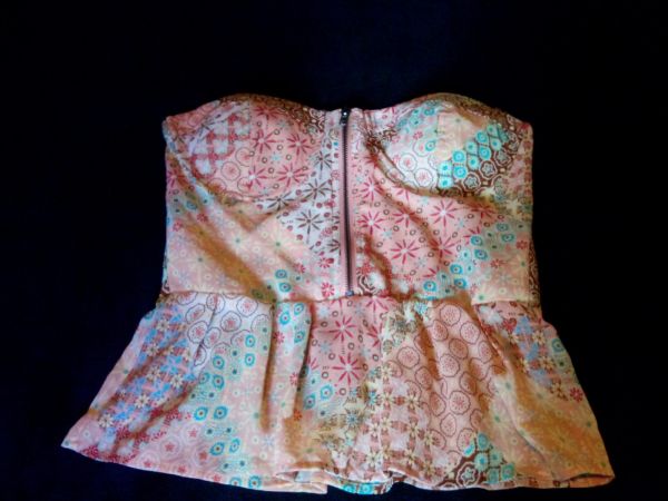 Blusinha tomara que caia estampada,tam. P American Rag