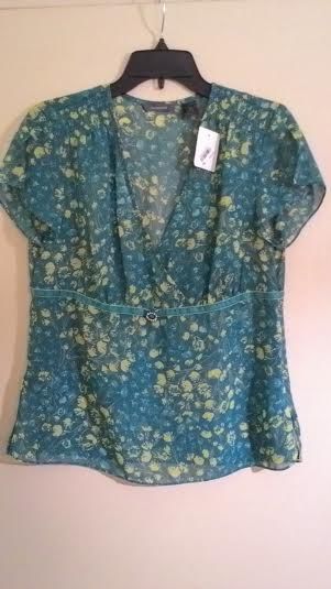 Blusa verde com transparência, tam. M(10) - Liz Claiborne