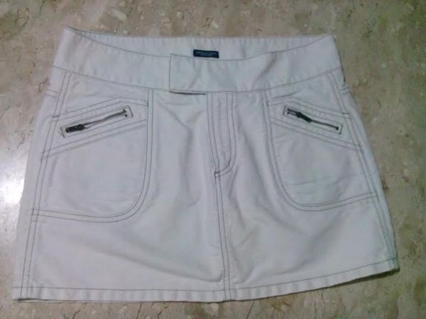 Minissaia jeans cru, tam. 4(P) - American Eagle